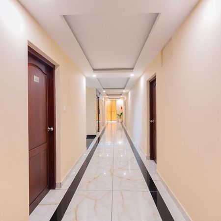 Treebo Airsuite Airport Hotel Kochi Kültér fotó