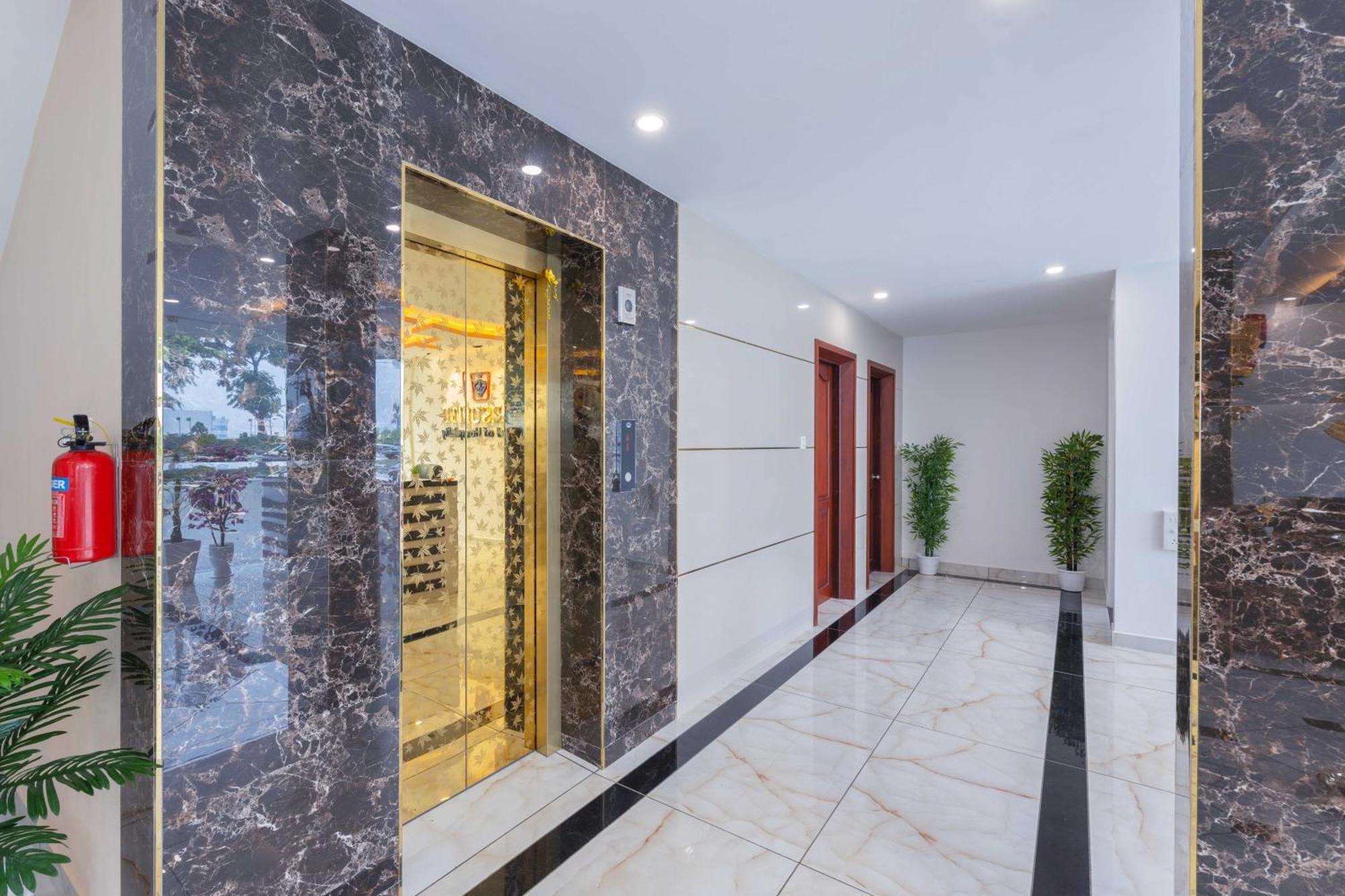 Treebo Airsuite Airport Hotel Kochi Kültér fotó