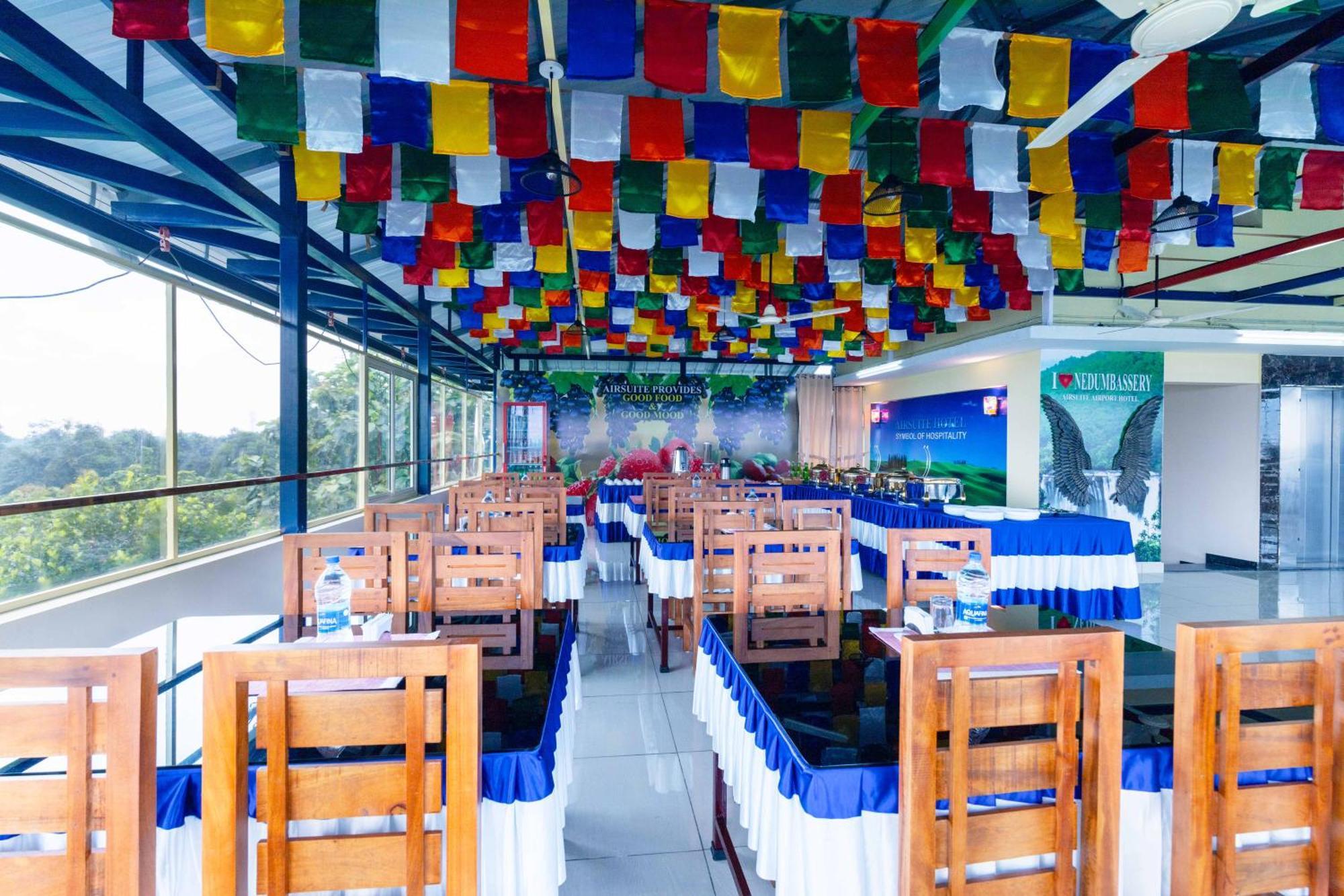 Treebo Airsuite Airport Hotel Kochi Kültér fotó