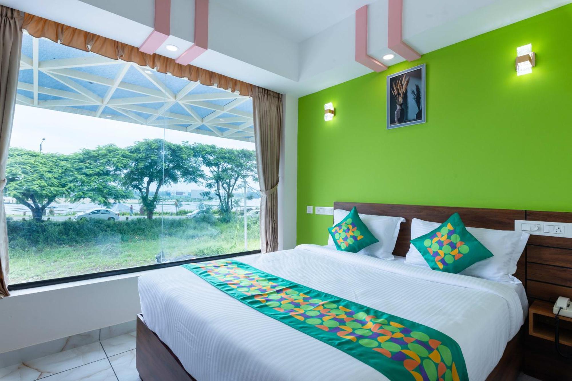 Treebo Airsuite Airport Hotel Kochi Kültér fotó